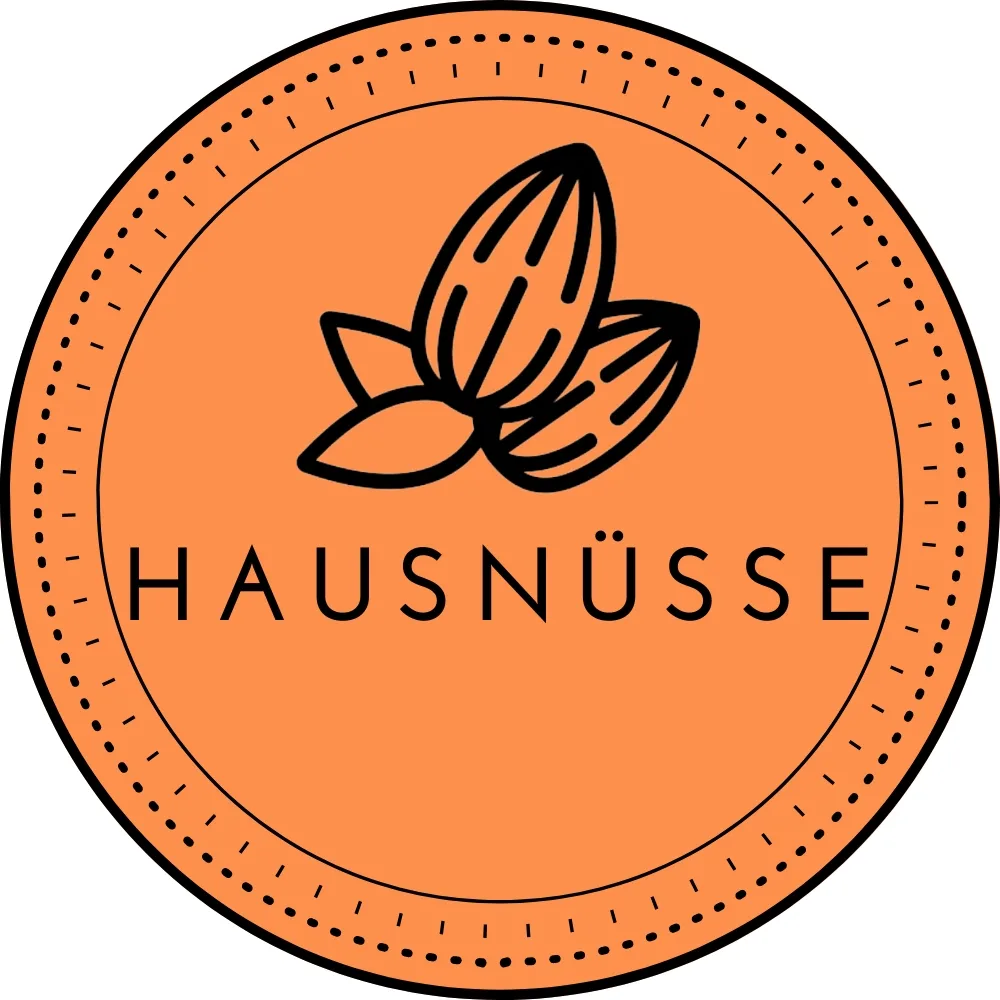 HAUSNÜSSE