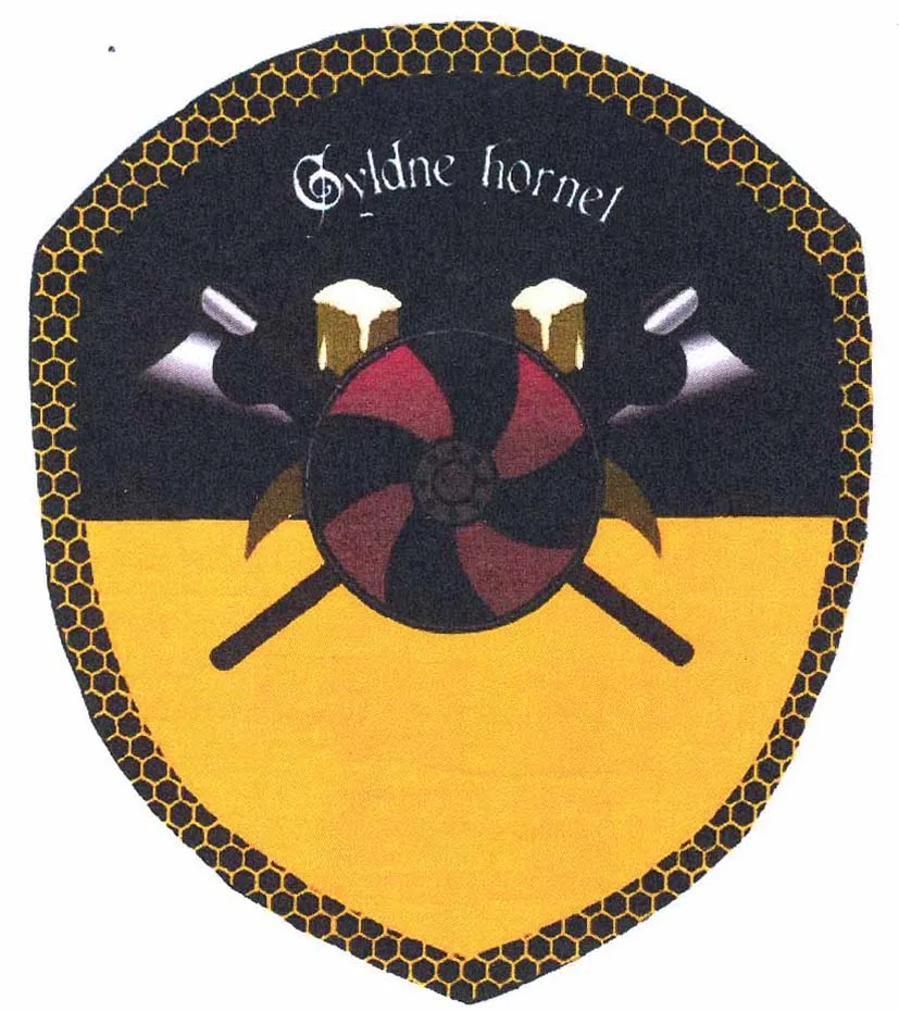 GYLDNE HORNET