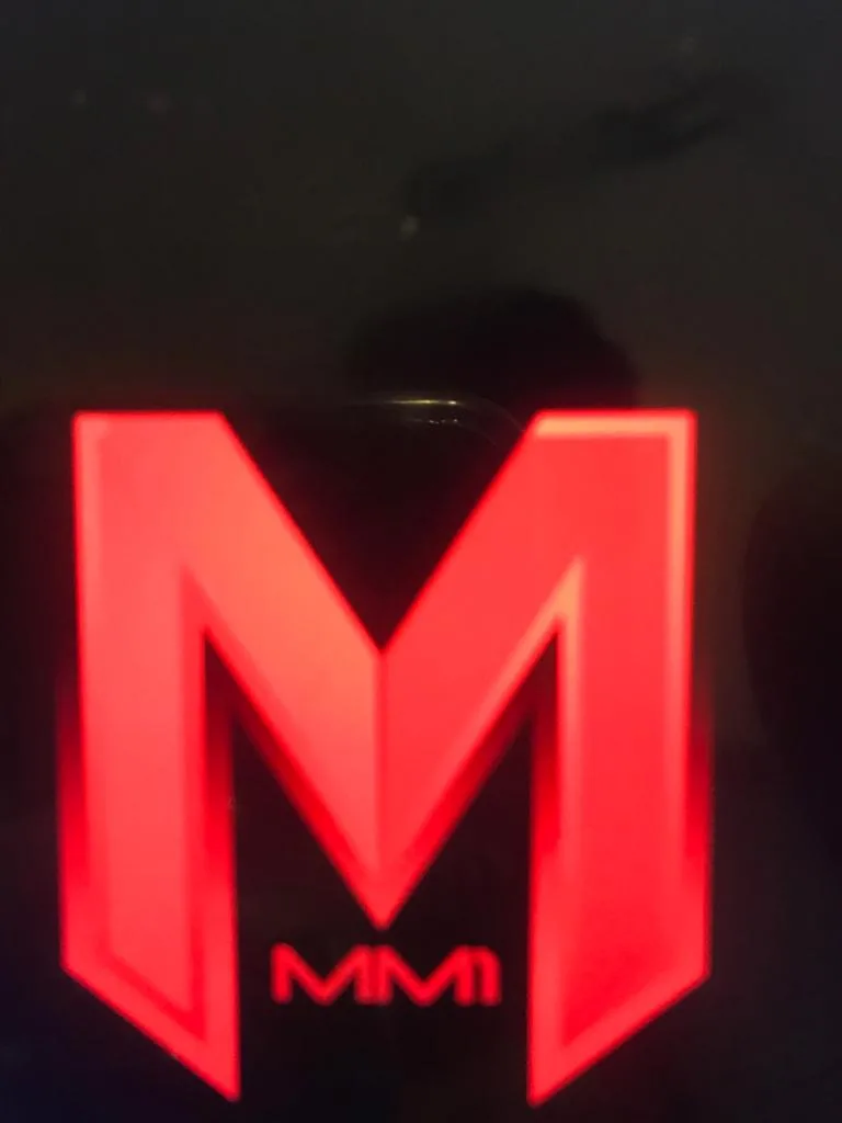 M MM1