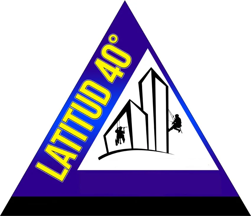 LATITUD 40º