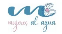 M MUJERES AL AGUA