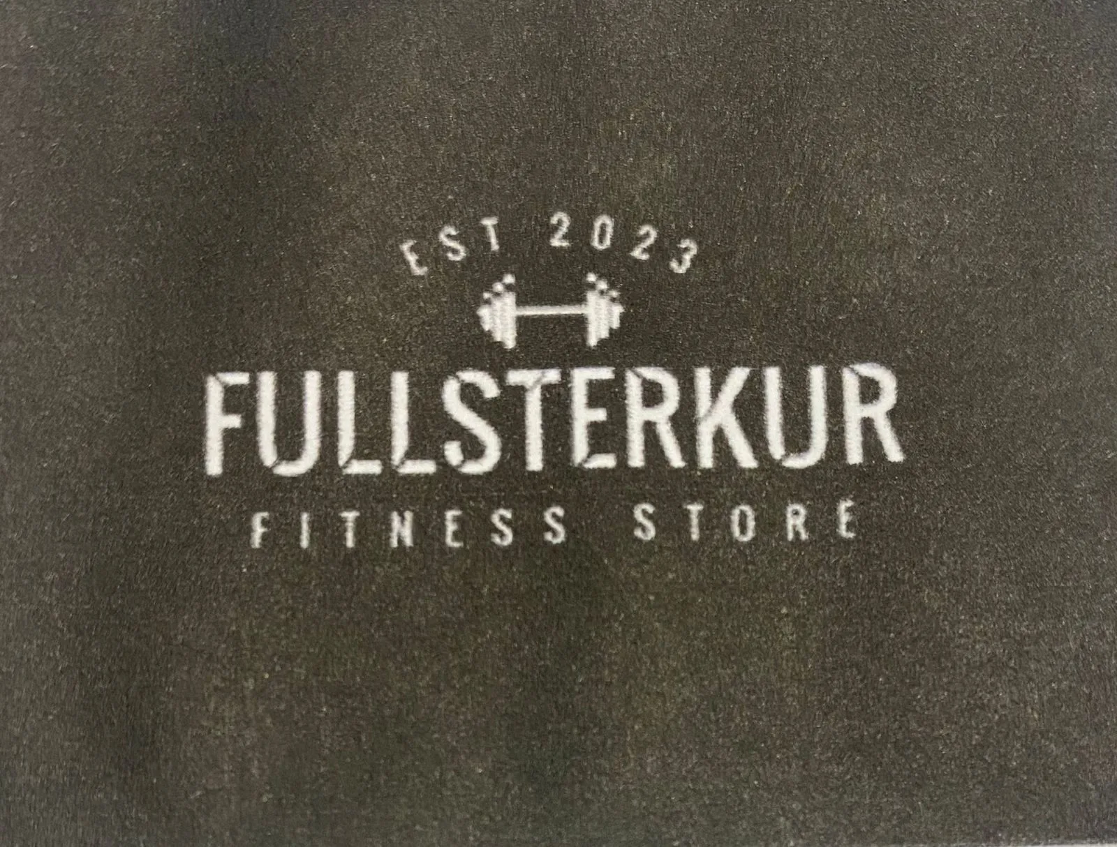 FULLSTERKUR