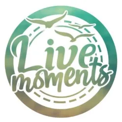 LIVE MOMENTS