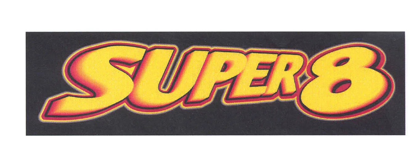 SUPER 8