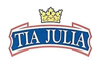 TIA JULIA
