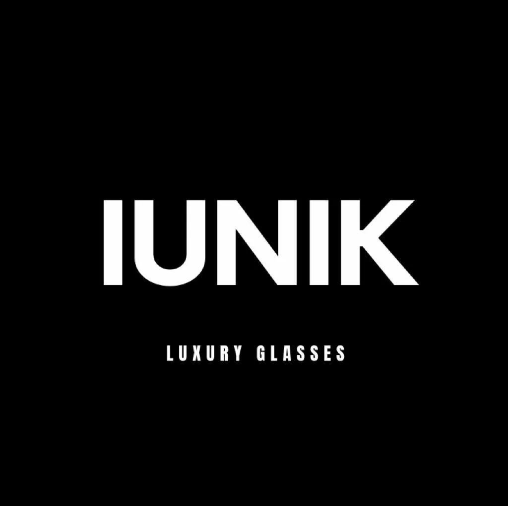 IUNIK