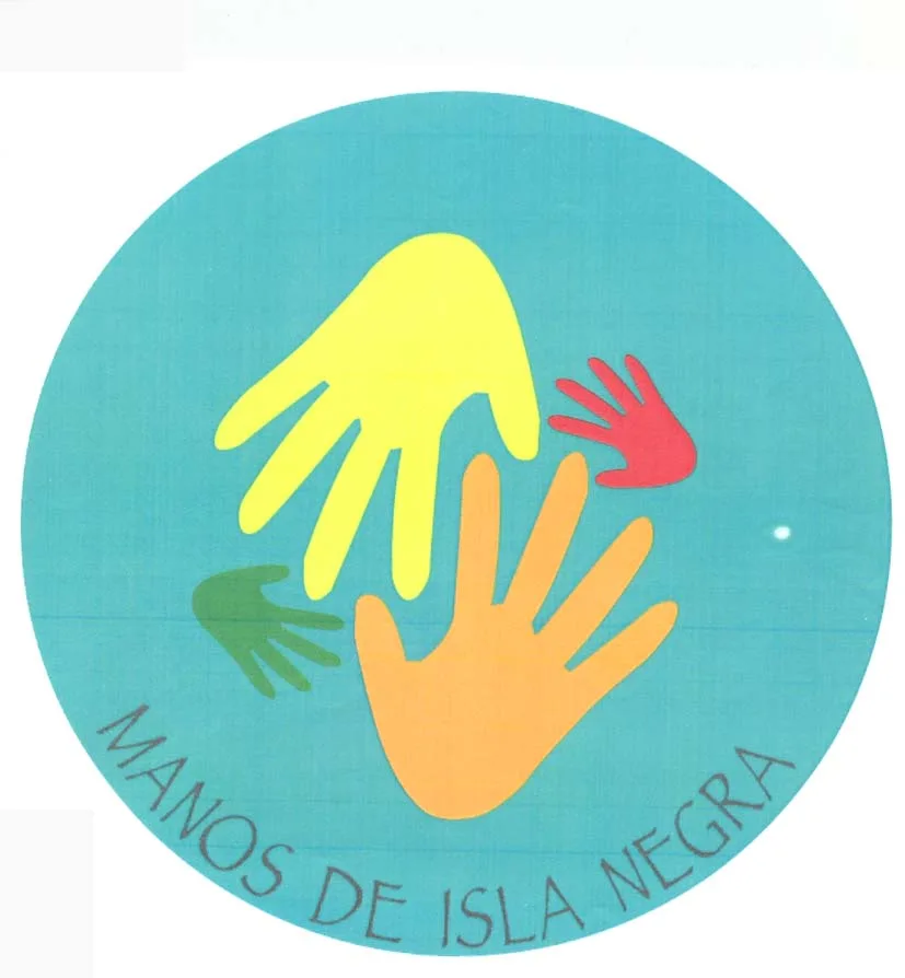 MANOS DE ISLA NEGRA