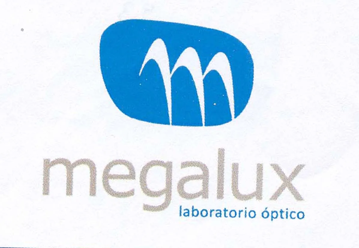 M MEGALUX LABORATORIO OPTICO